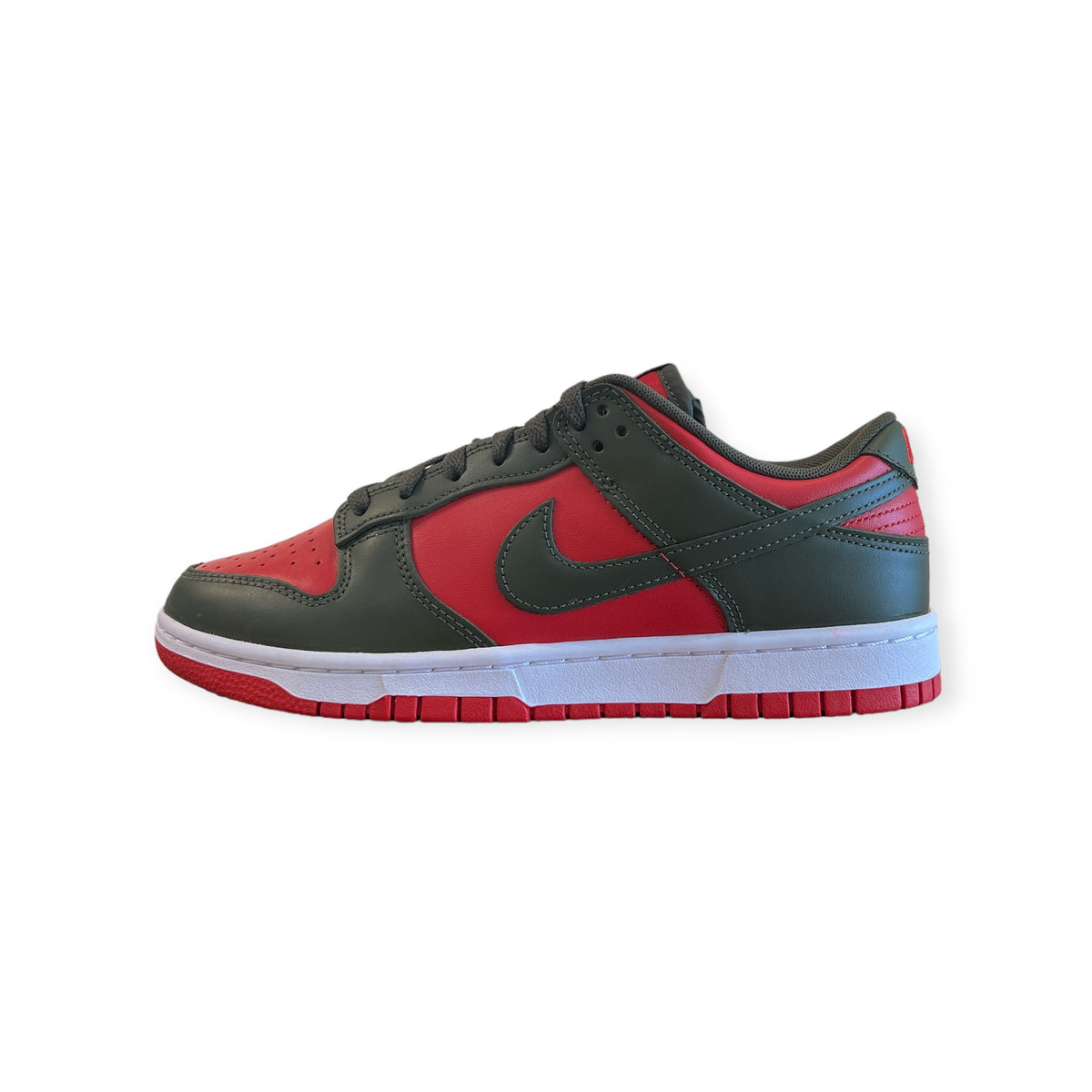 Dunk Low 'Mystic Red' | Elite Laced