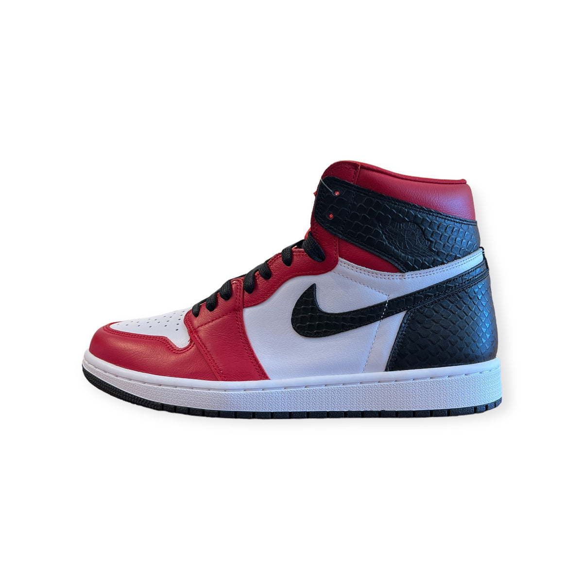 WMNS Jordan 1 High Retro OG 'Satin Red' | Elite Laced