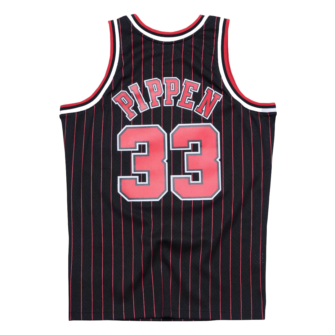 Mitchell & Ness Chicago Bulls Scottie Pippen Swingman jersey in