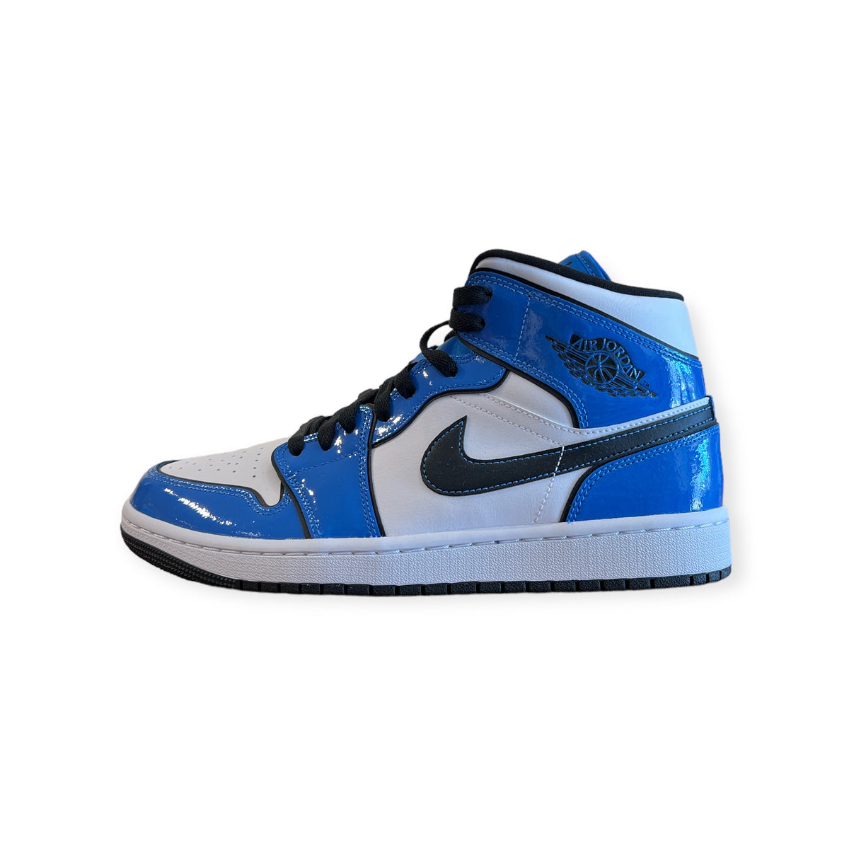 Jordan 1 Mid 'Signal Blue' | Elite Laced